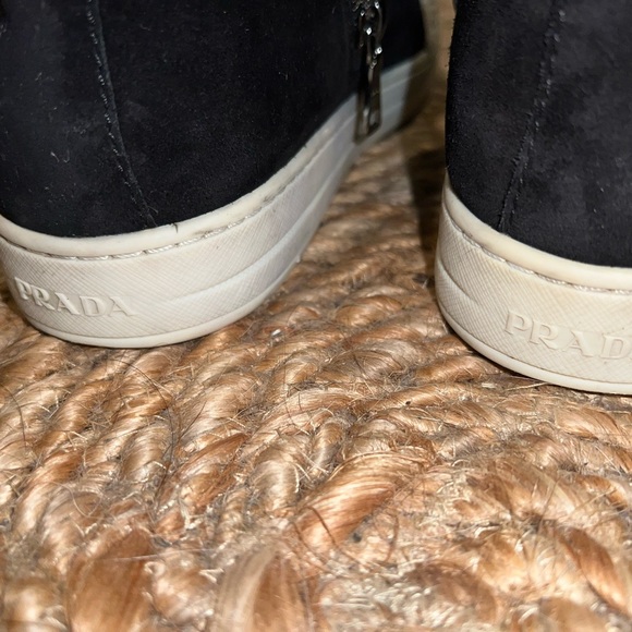 Prada Linea Rossa Shearling High Top Sneakers boots - Picture 9 of 13